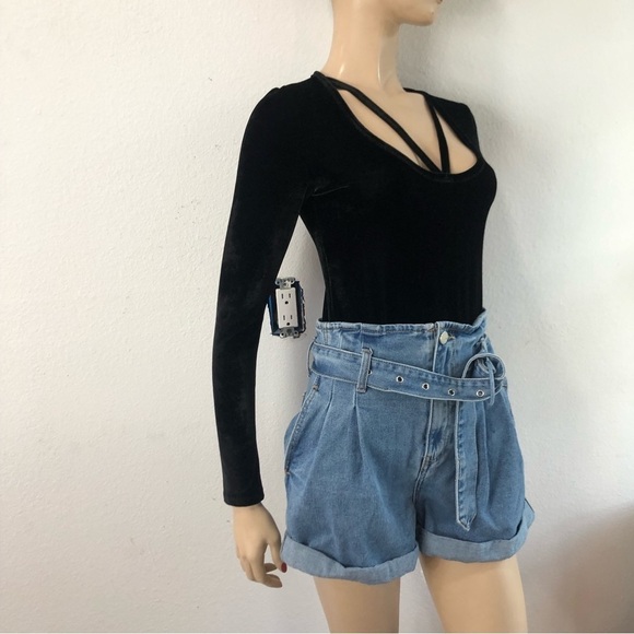 Project Social T bodysuit black long sleeve velvet - Picture 8 of 14